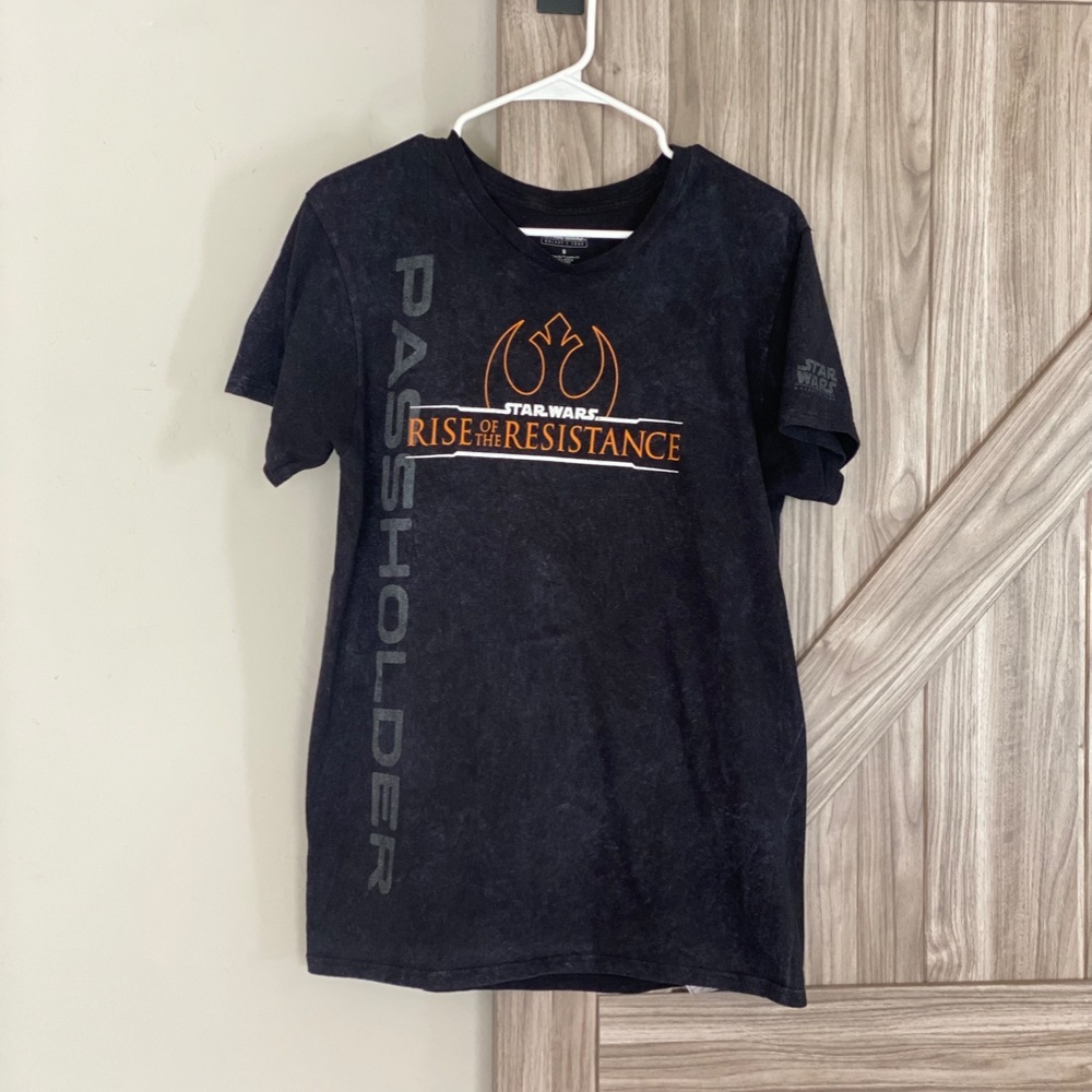 Star Wars The Rise Of The Resistance Disney Parks Annual Passholder Tee Shirt Sm
